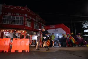 BIB: 
                            <button type="button" onclick="openModal(26222739)" class="btn btn-primary btn-sm float-right btn-popup" data-toggle="modal" data-target=".modal-high-quality">
                        <i class="fas fa-shopping-cart"></i> Add to Cart
                    </button>
                                            <button type="button" onclick="isThisMe(26222739, true)" class="btn btn-success btn-sm float-right btn-popup btn-isme hidden" data-toggle="tooltip" data-placement="bottom" title="นี่คือรูปของคุณใช่ไหม คลิกที่นี่เพื่อเอาเข้าอัลบั้ม">
                        <i class="fas fa-plus"></i> Add to album
                    </button>
                    <button type="button" onclick="isThisMe(26222739, false)" class="btn btn-warning btn-sm float-right btn-popup btn-isnotme hidden">
                        <i class="fas fa-ban"></i> Remove from album
                    </button>